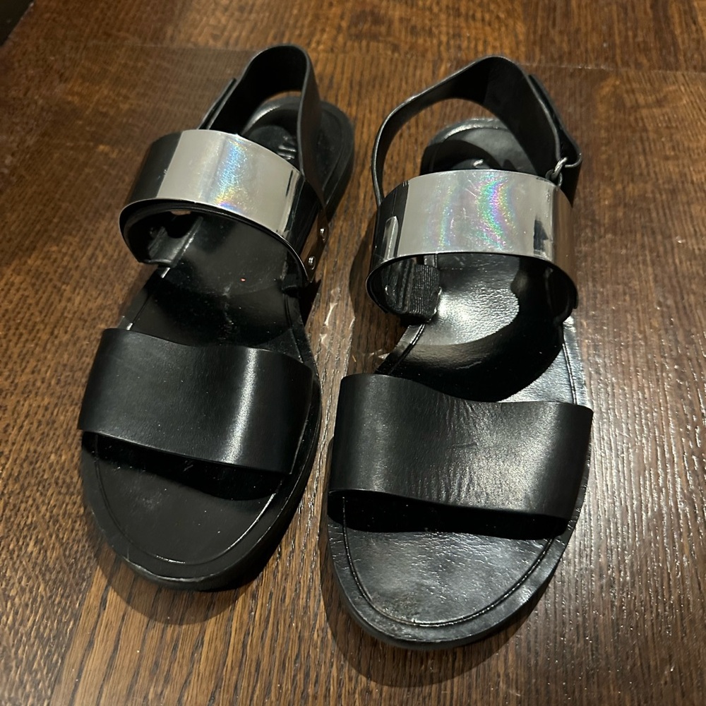Vince Black Leather Sandals